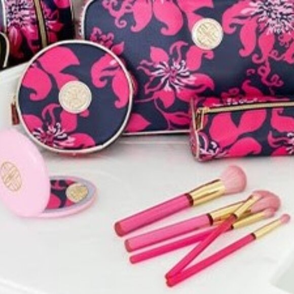 Lilly Pulitzer Other - Lilly Pulitzer Travel Mirror w/Pouch And Makeup Brush Set